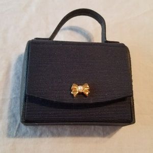 EUC Mikimoto jewelry holder